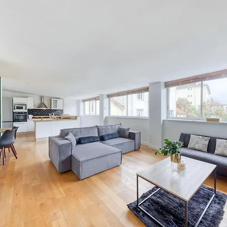 Apartment Le Spacieux Paris La Defense Rueil-Malmaison