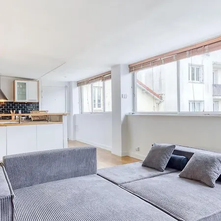 Apartment Le Spacieux Paris La Defense Rueil-Malmaison
