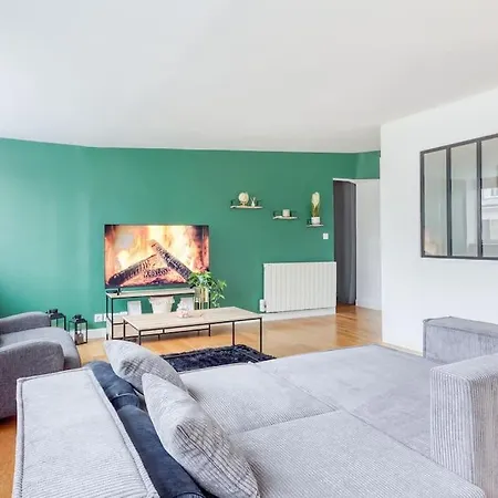 Apartment Le Spacieux Paris La Defense