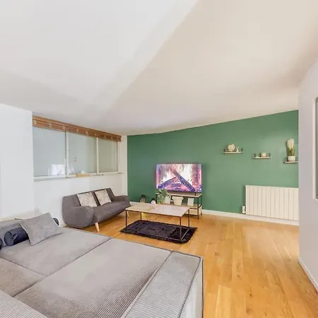 Apartment Le Spacieux Paris La Defense